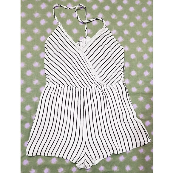 Charlotte Russe Pants - Charlotte Russe pinstriped romper